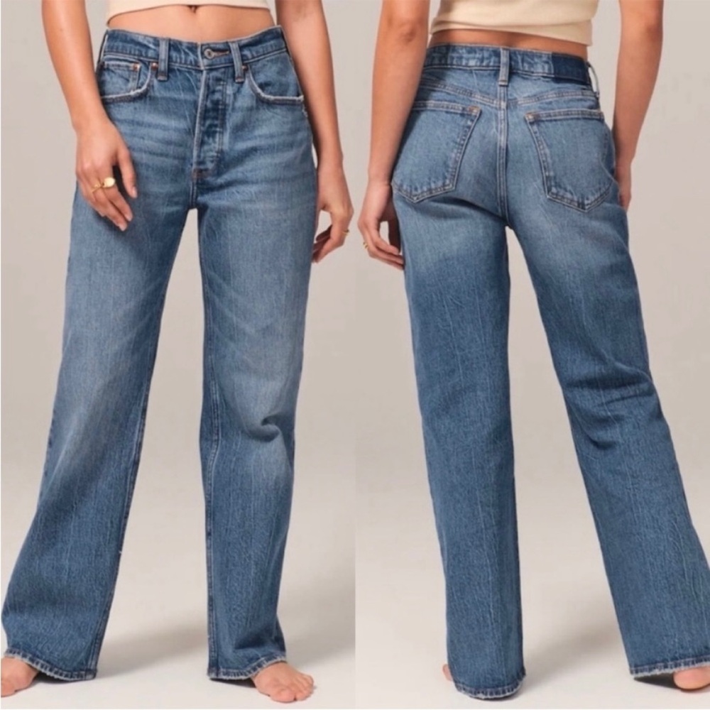 Abercrombie & Fitch Curve Love The 90s Baggy Low Rise Jeans Size 29 / 8 Short